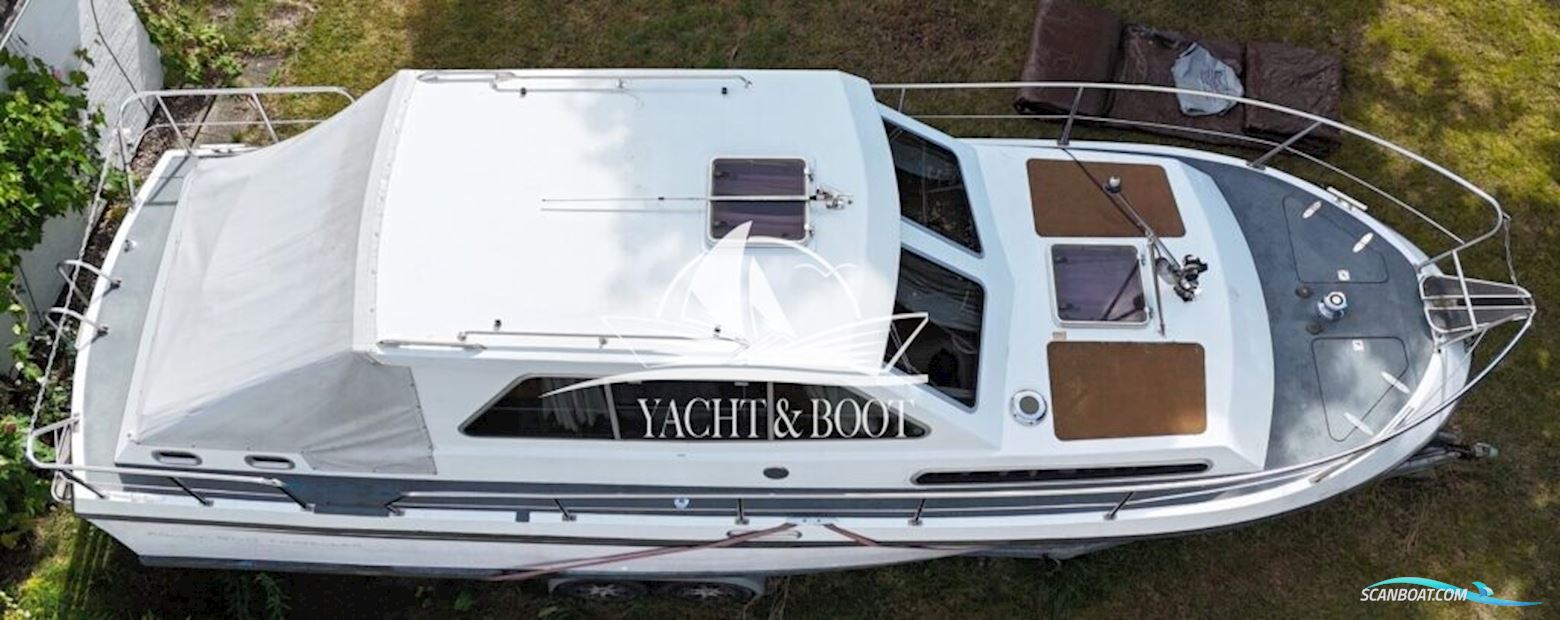 Müritz-Yacht Management Aquilla 900 Traveller