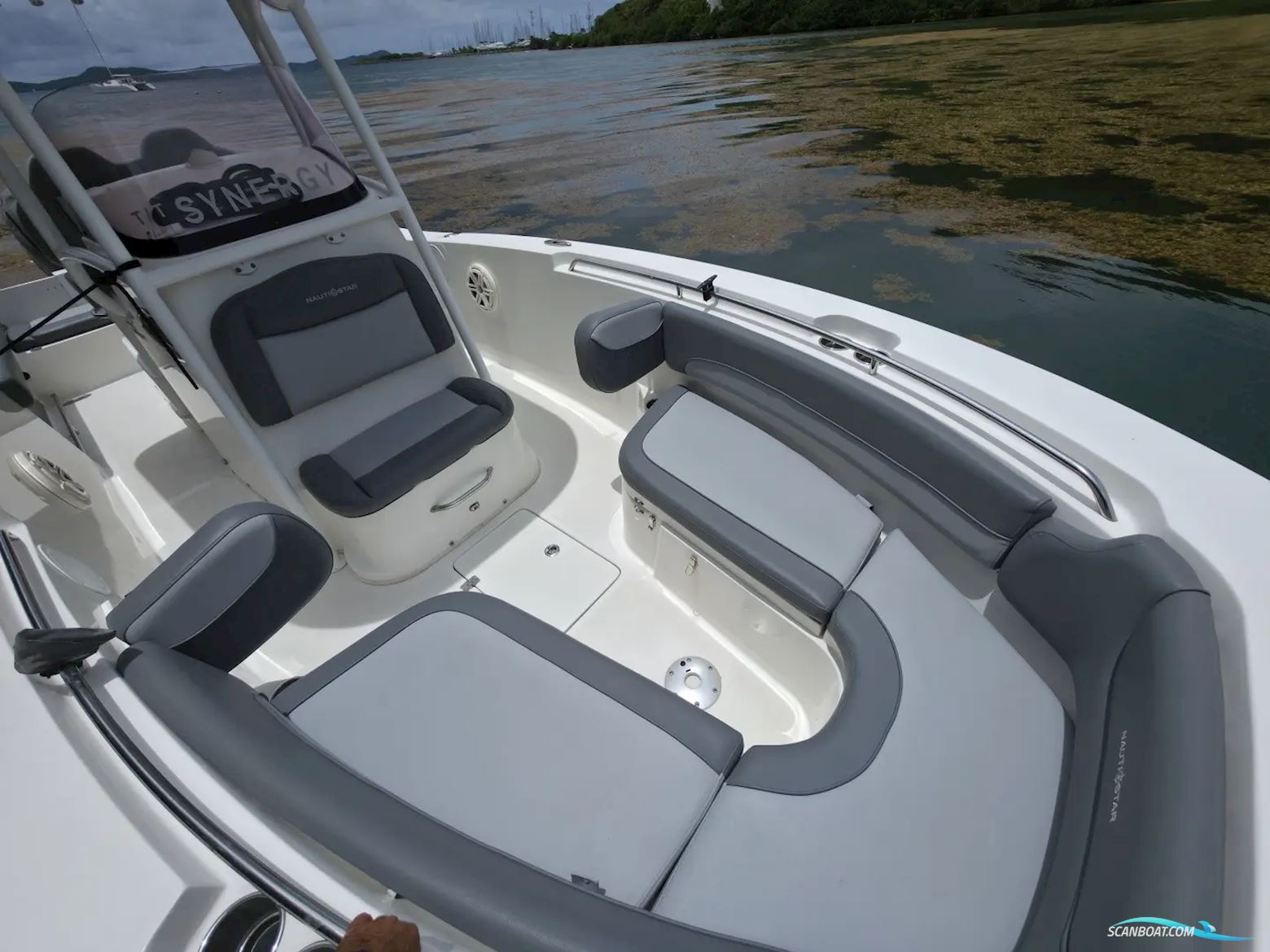 Nauticstar 2602 Legacy