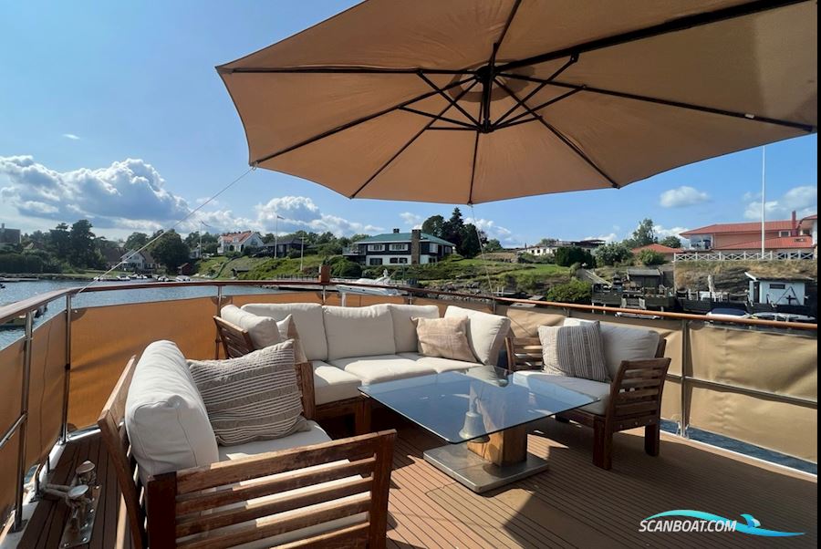 NEDSATTES 150.000kr ved hurtig handel Defever 48 Sundeck