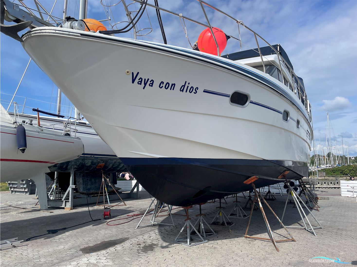 Neptunus 129 AK Fly Motorboat 1992, with Volvo Penta 61a engine, Denmark