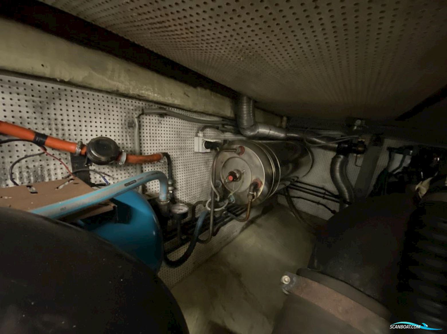 Neptunus 138 Sedan Fly