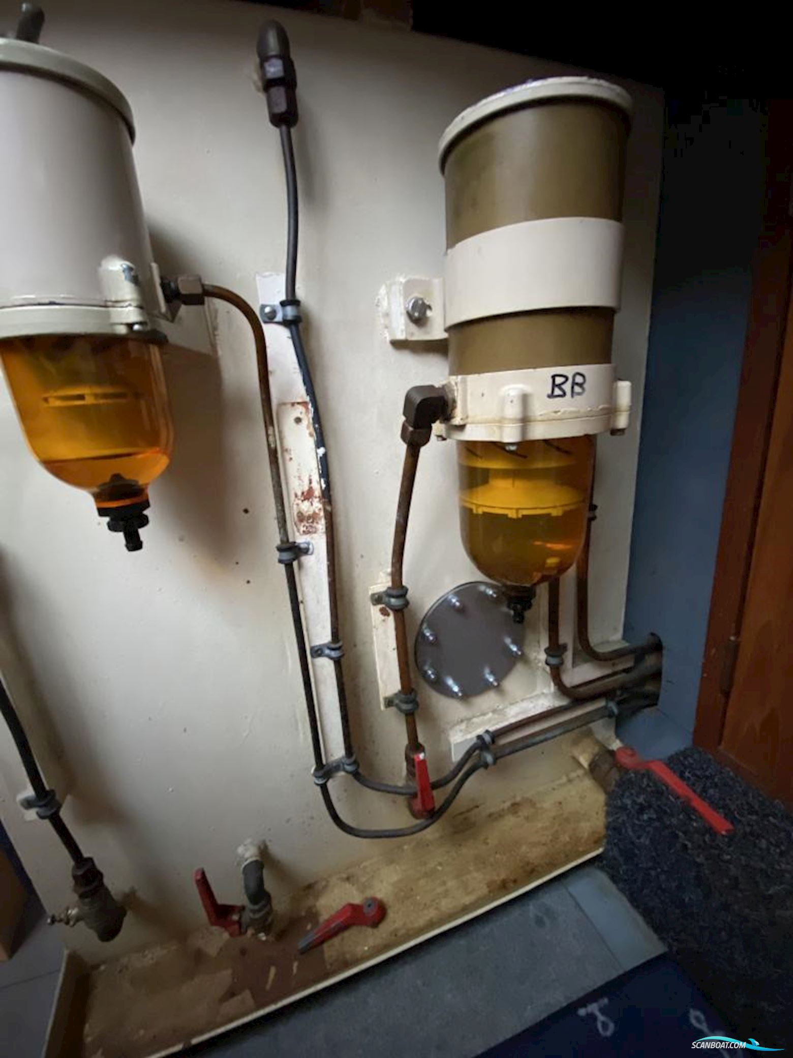 Neptunus 138 Sedan Fly