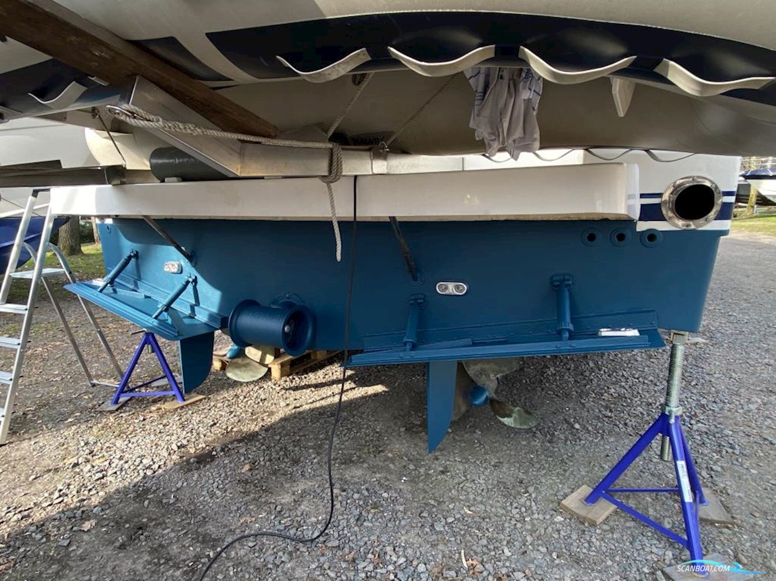 Neptunus 138 Sedan Fly