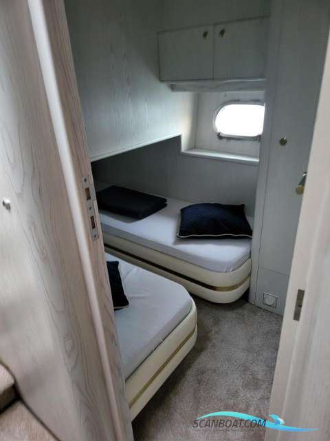 Neptunus 147 Flybridge