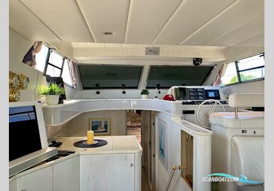 Neptunus 156 Flybridge Motorboat 1992, with Volvo Penta TAMD122D engine, Germany