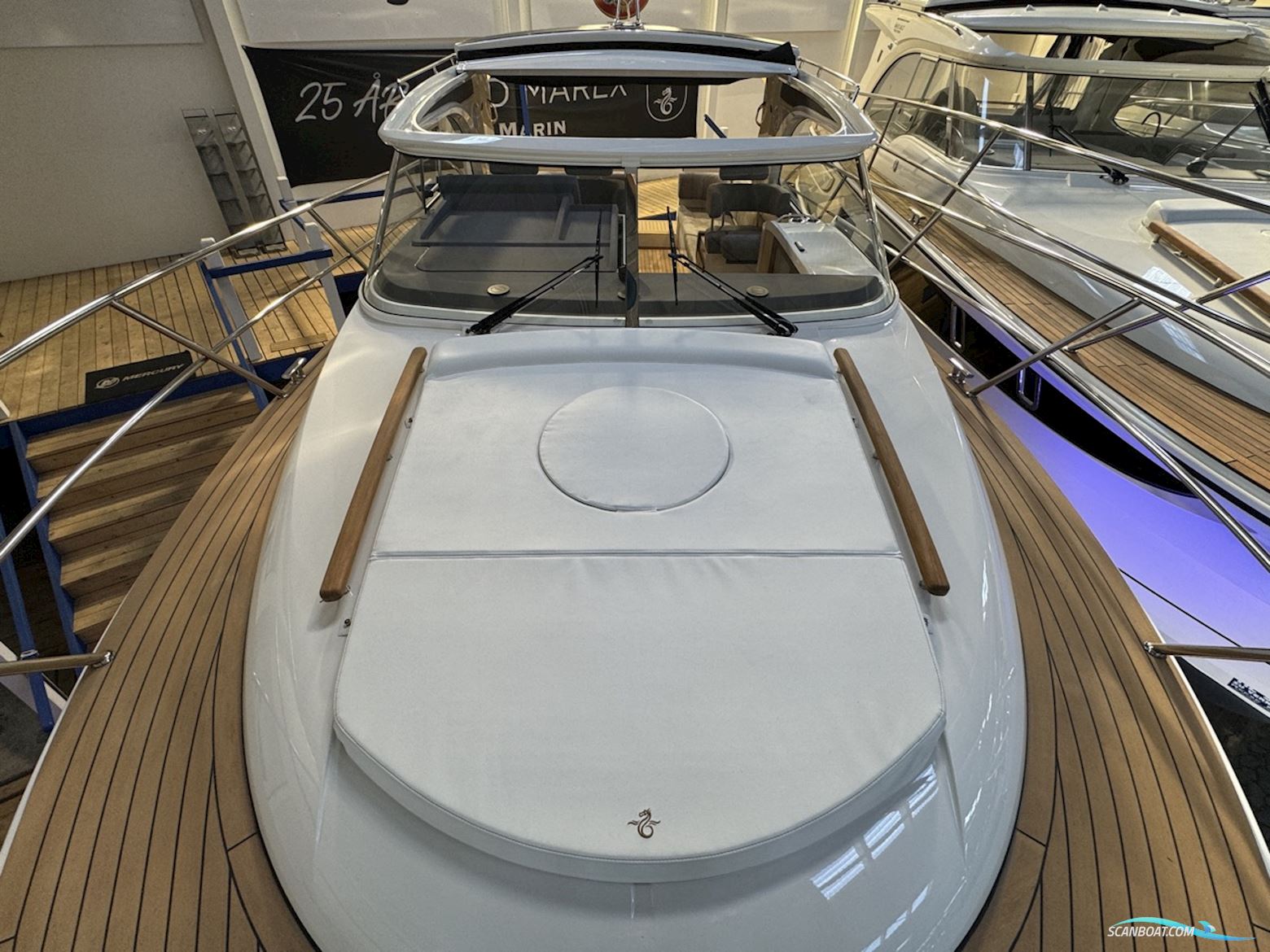 NEW – Marex 310 Sun Cruiser 2025