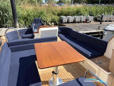 Newport Bass Motorboat 2024, with In geluiddempende kist engine, The Netherlands