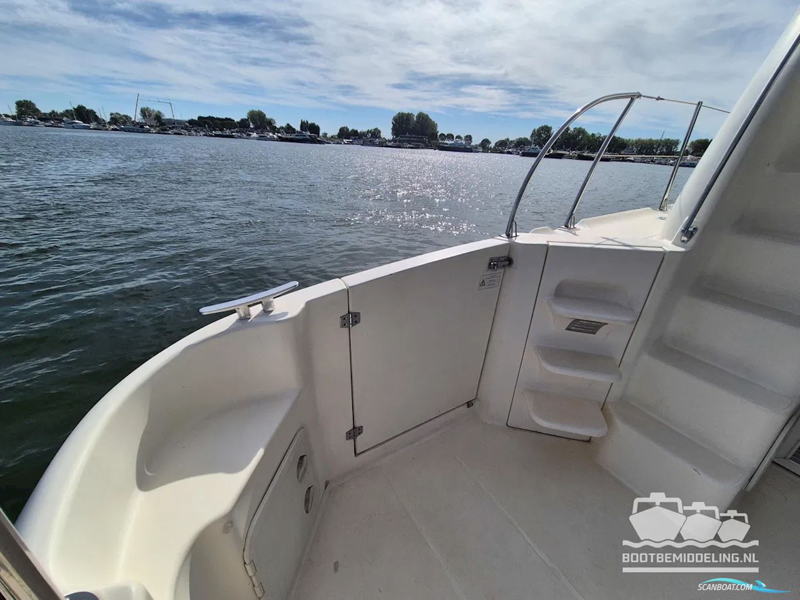 Nicols Yacht Sixto Prestige