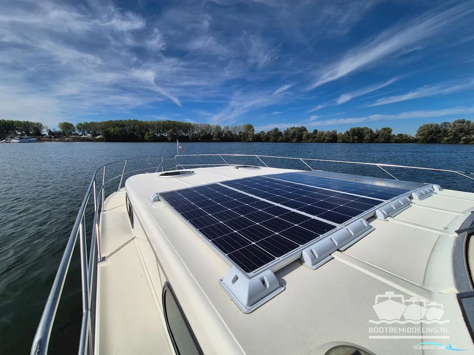 Nicols Yacht Sixto Prestige