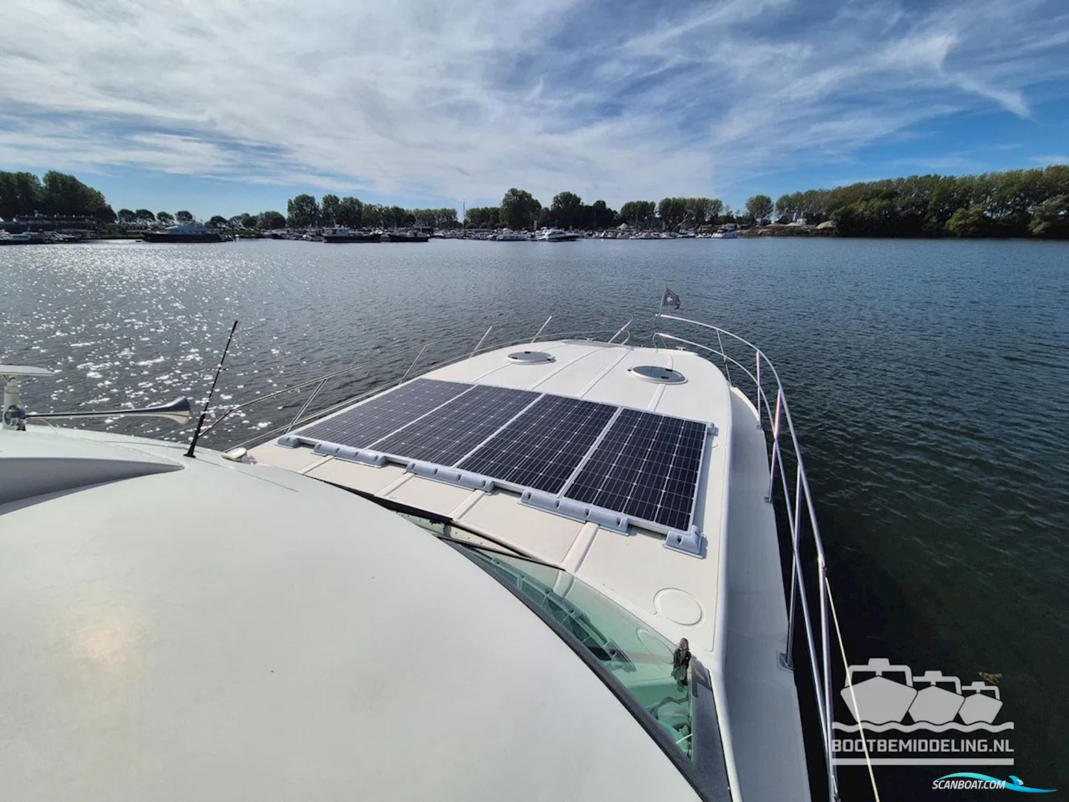 Nicols Yacht Sixto Prestige