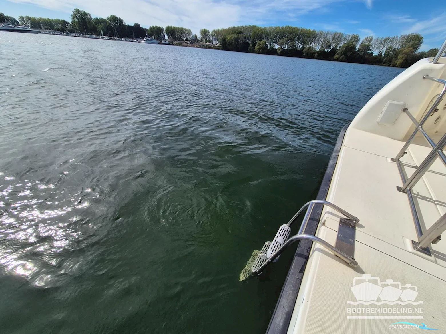 Nicols Yacht Sixto Prestige