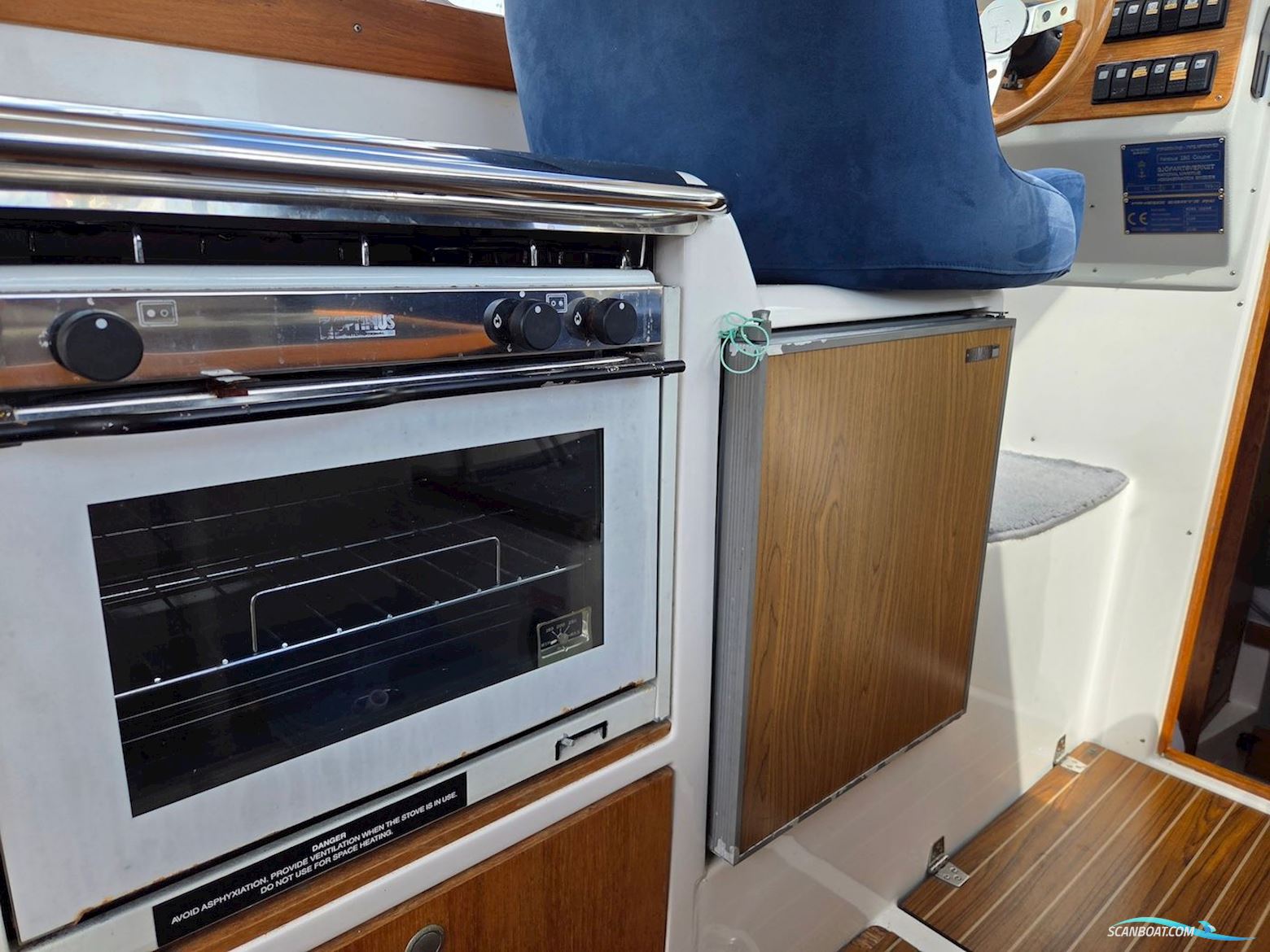 Nimbus 280 Coupe