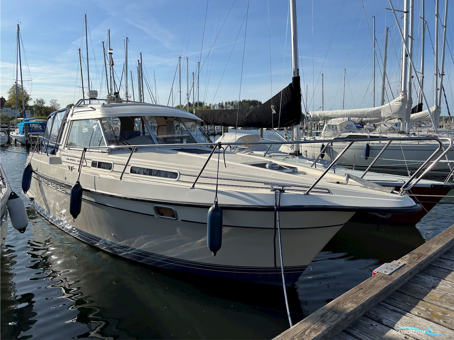 Nimbus 3003 Motorboat 1987, with Volvo Penta Tamd41A engine, Denmark