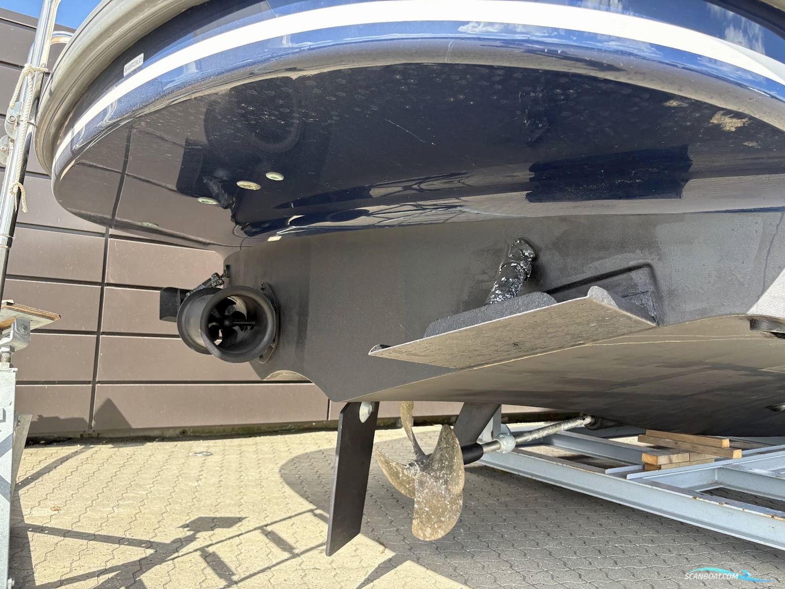 Nimbus 305 Coupe - 220 HK Diesel-Fast skrueaksel/Udstyr