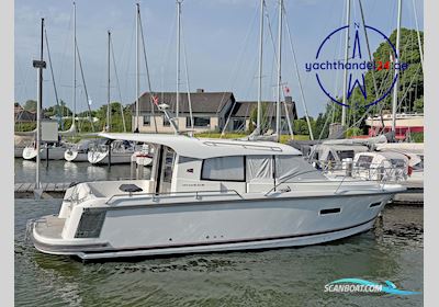 Nimbus 305 Coupé Motorboat 2018, with Volvo Penta engine, Germany