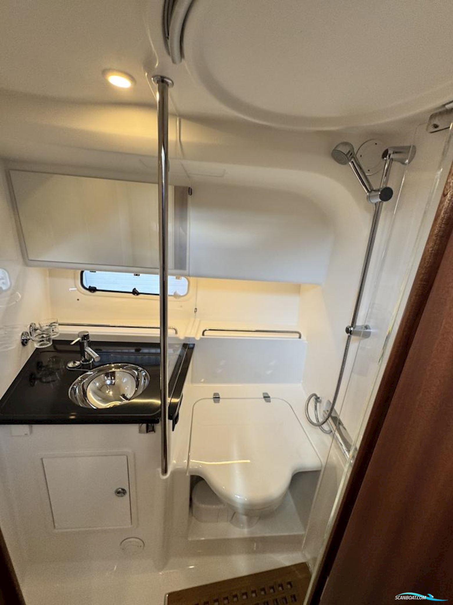 Nimbus 305 Coupe