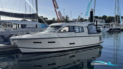 Nimbus 305 Coupe Motorboat 2023, with Volvo Penta engine, United Kingdom