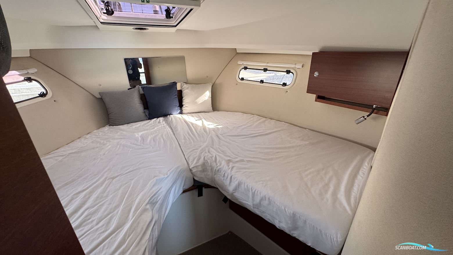 Nimbus 305 Coupe