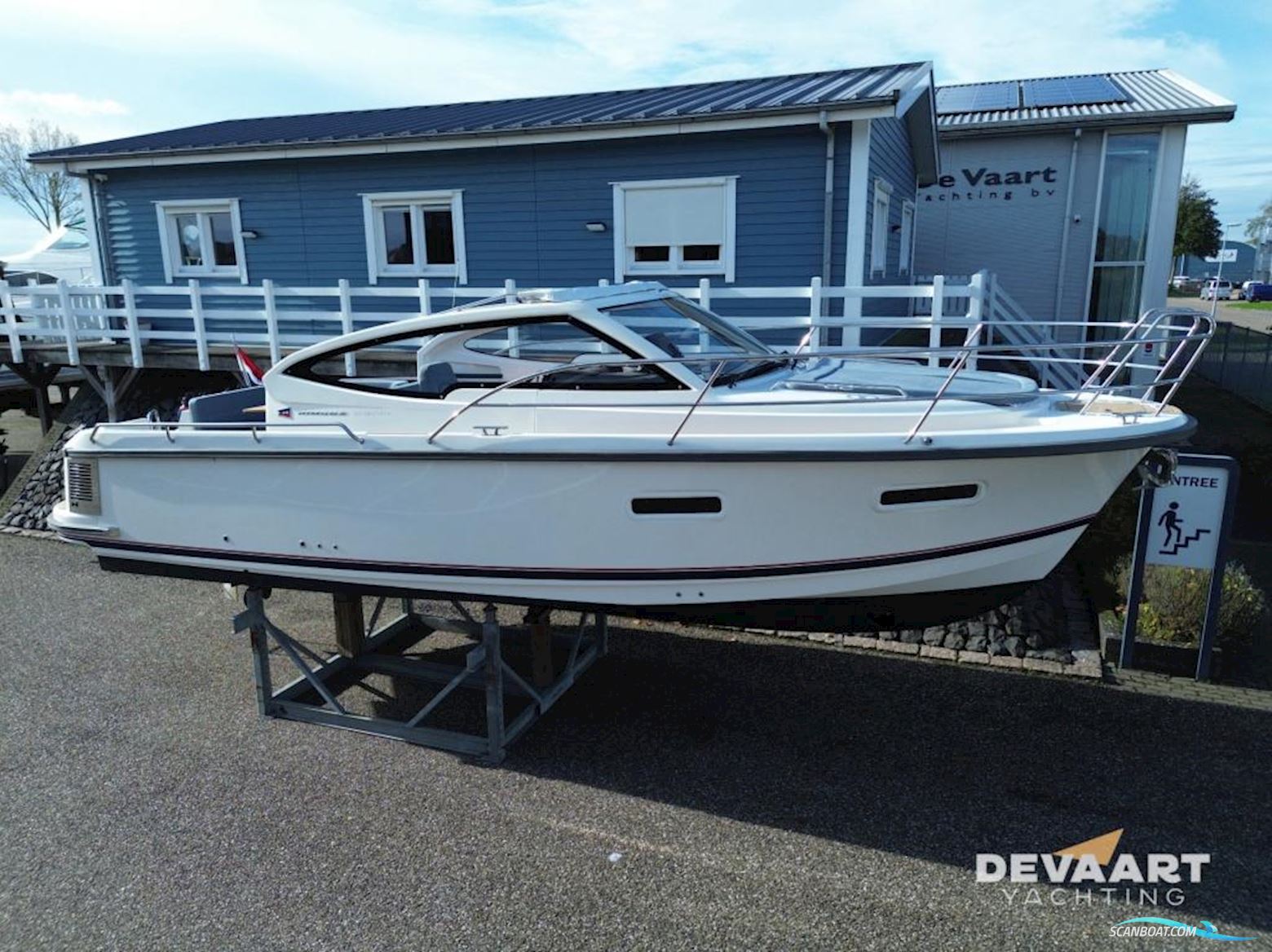 Nimbus 305 Drophead Motorboat 2017, with Volvo Penta D3 engine, The Netherlands