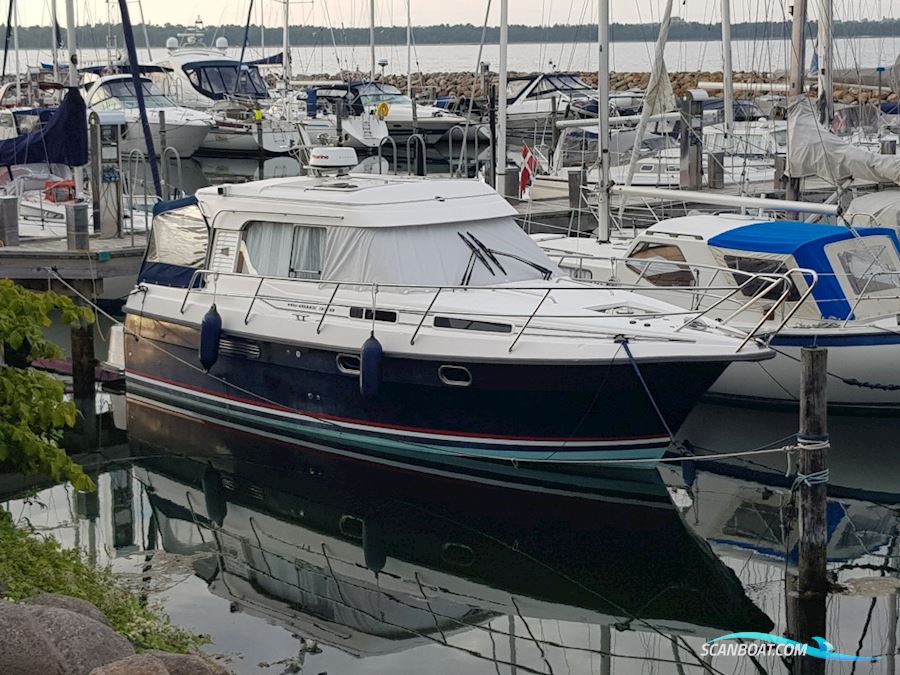 Nimbus 320 Coupe Motorboat 2006, with Volvo Penta D4-225 engine, Denmark