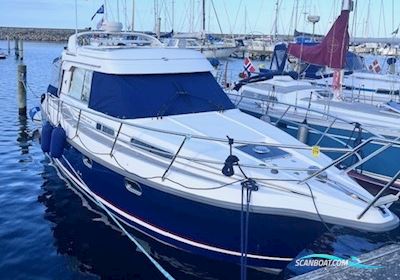 Nimbus 320 Coupe Motorboat 2003, with Yanmar 4Lha engine, Denmark