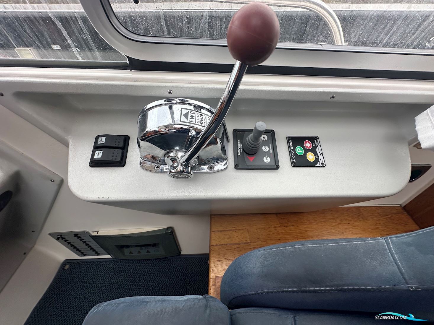 Nimbus 320 Coupe