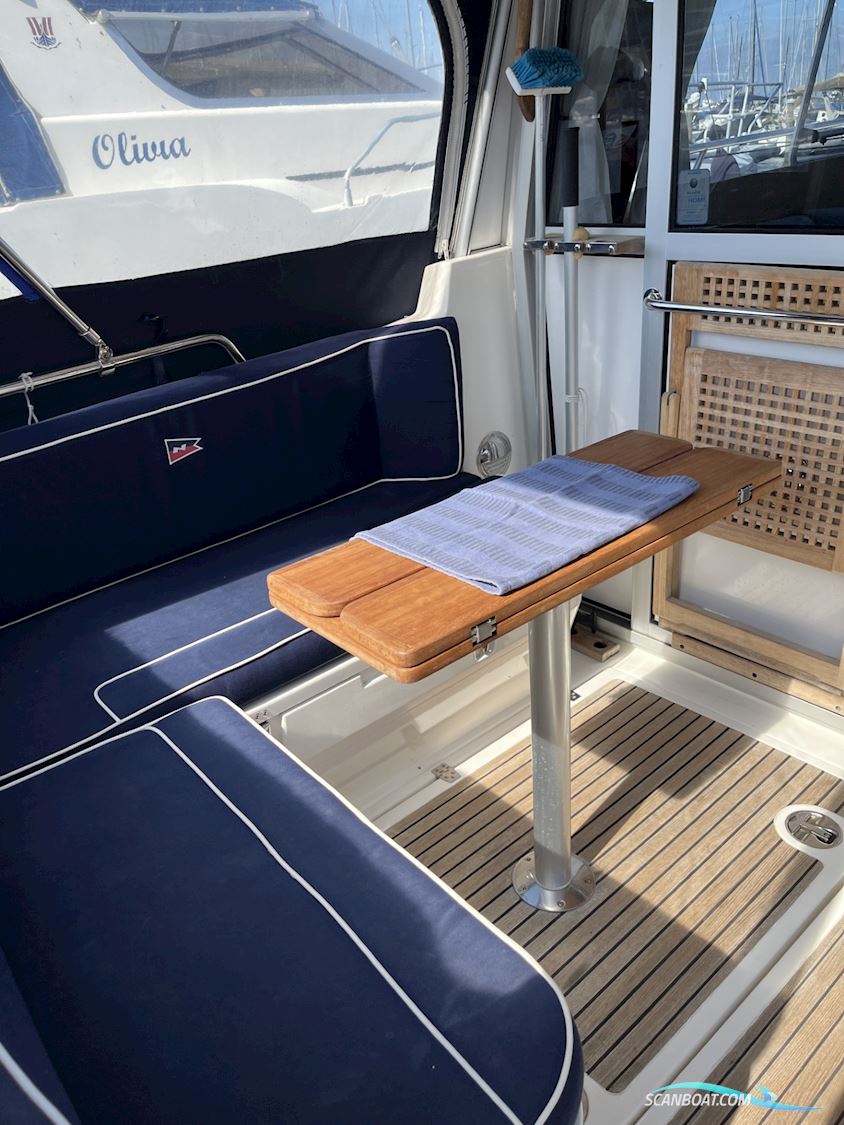 Nimbus 320 Coupe