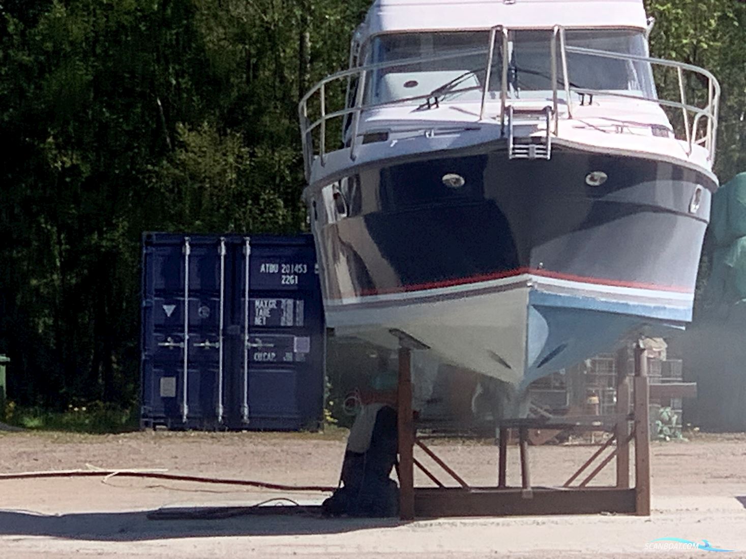 Nimbus 320 Coupe