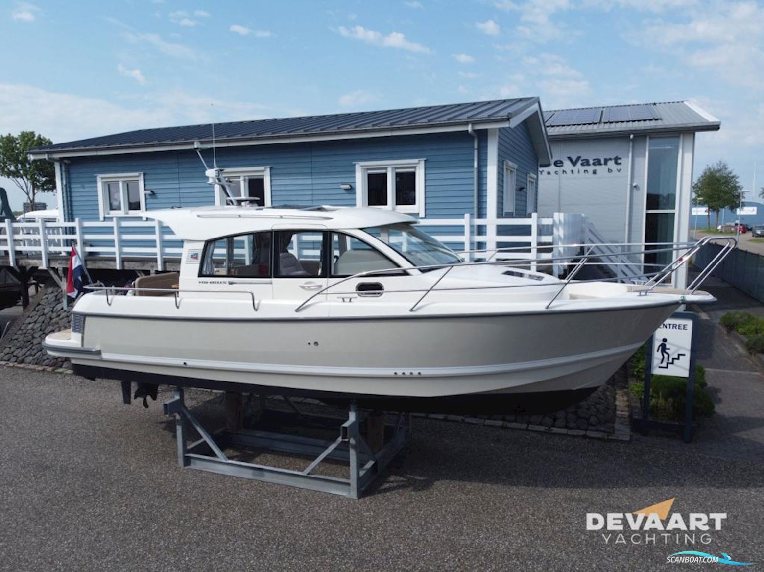 Nimbus 335 Coupe Motorboat 2010, with Volvo Penta engine, The Netherlands