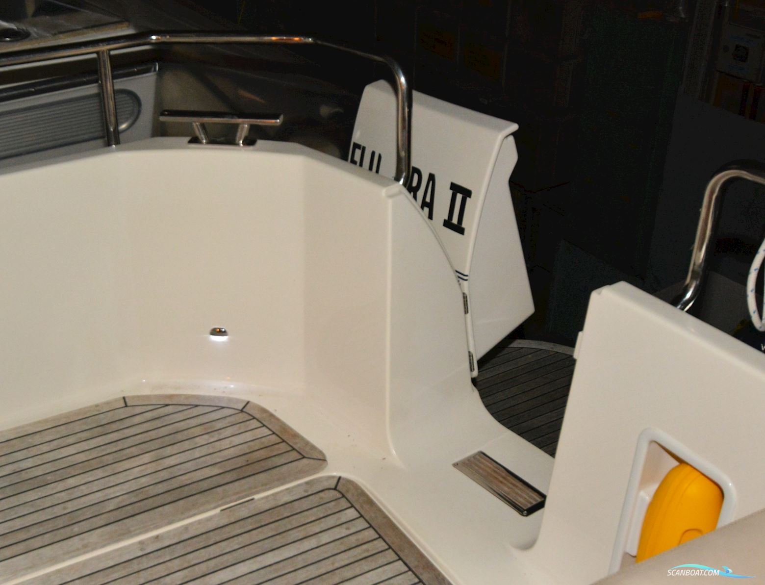 Nimbus 340 Commander Fly