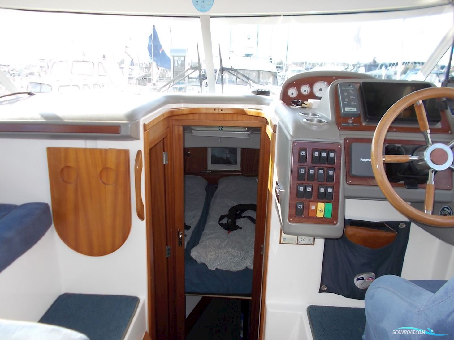 Nimbus 340 Commander