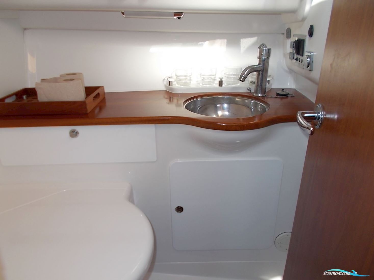 Nimbus 340 Commander