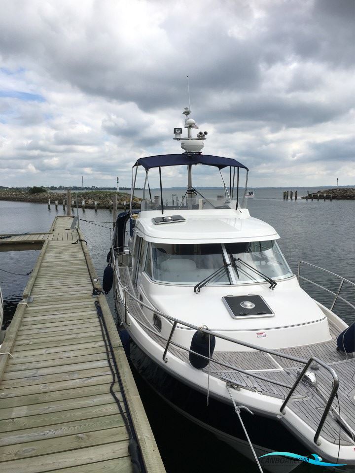 Nimbus 340 Commander