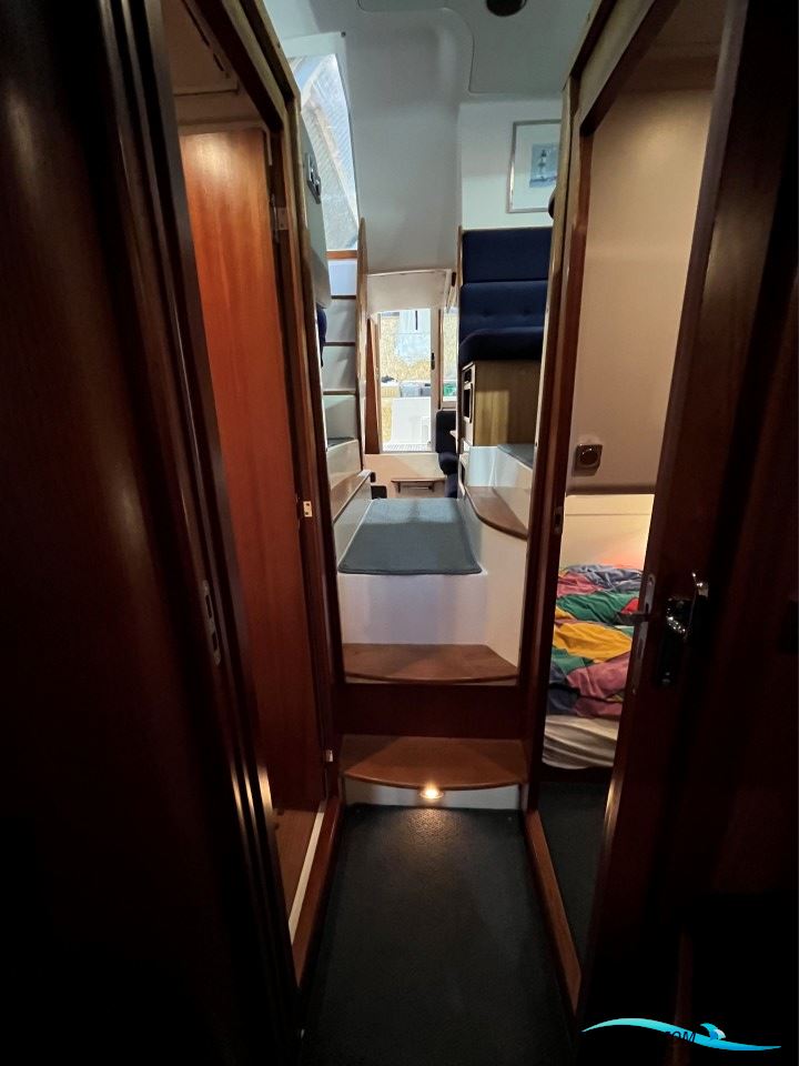 Nimbus 340 Commander