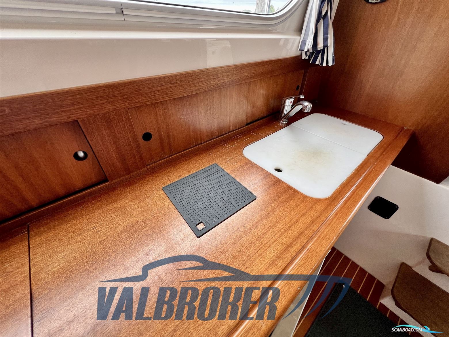 Nimbus 340 COMMANDER