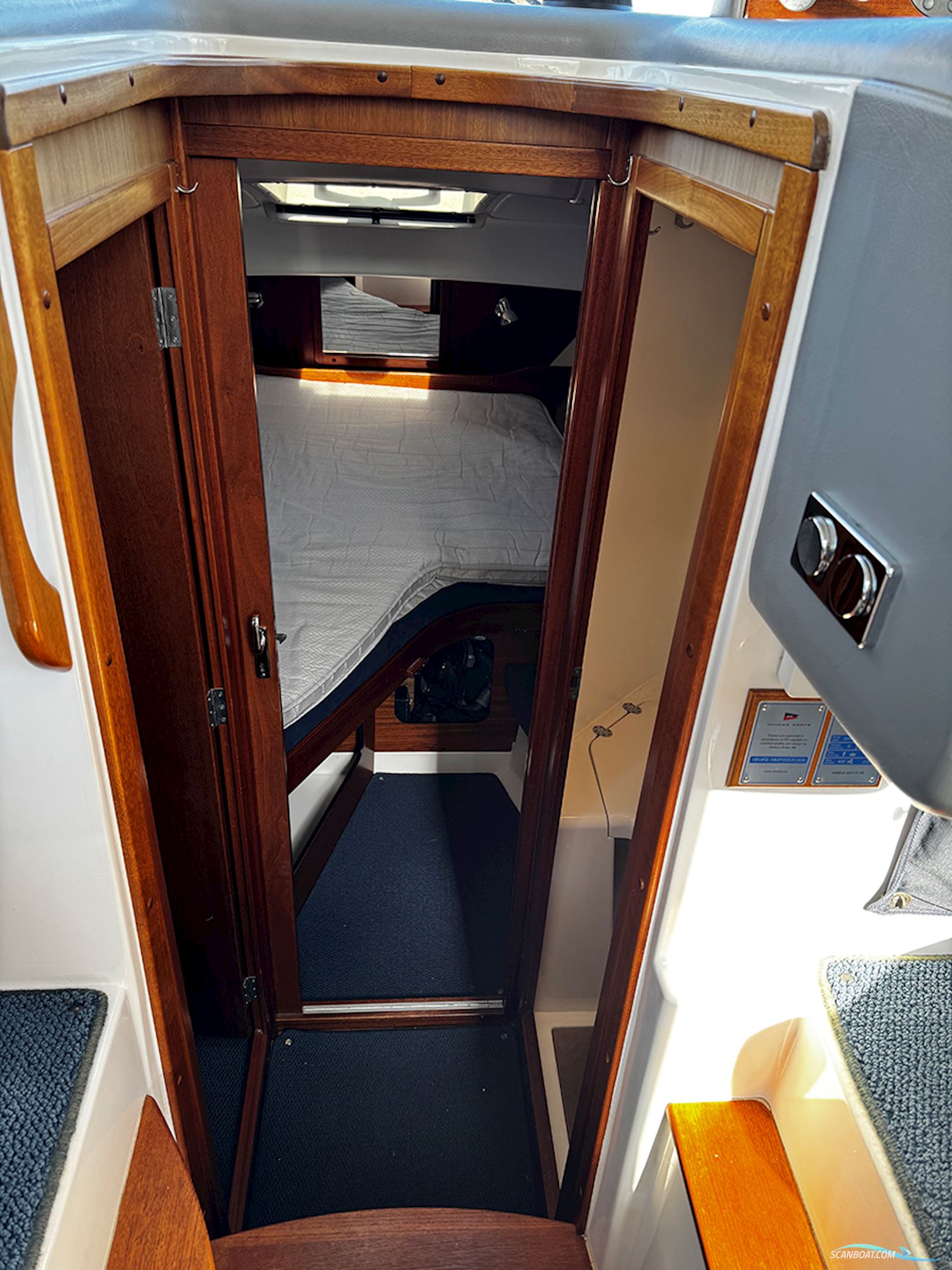 Nimbus 340 Commander