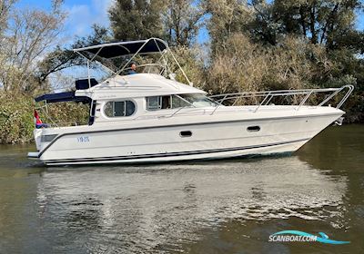 Nimbus 345 Avanti Fly Motorboat 2000, with Mercury D4.2L engine, The Netherlands