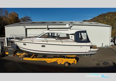 Nimbus 365 Coupé Motorboat , with Volvo Penta engine, Germany