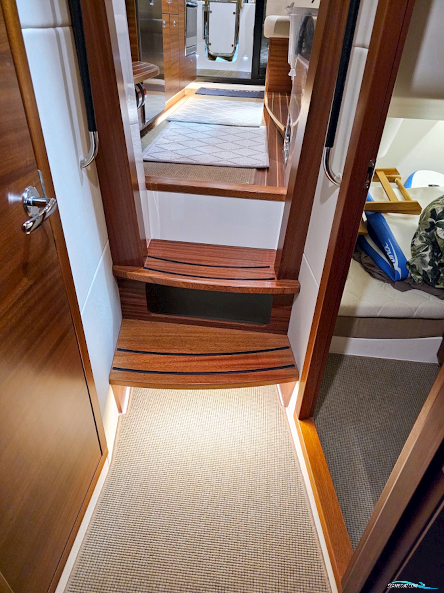 Nimbus 365 Coupe Volvo Penta D6-435 EVC II