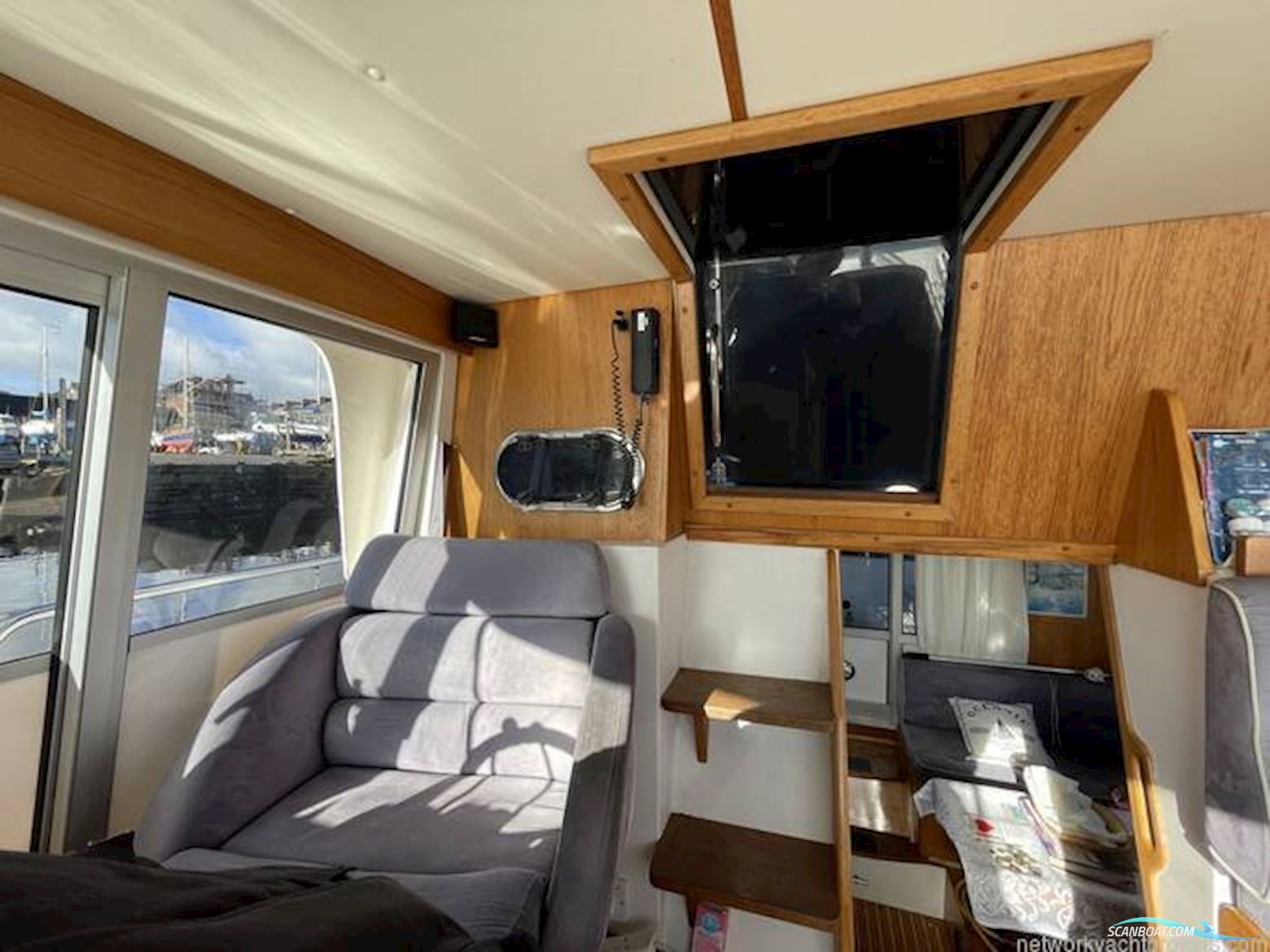 Nimbus 370 Commander