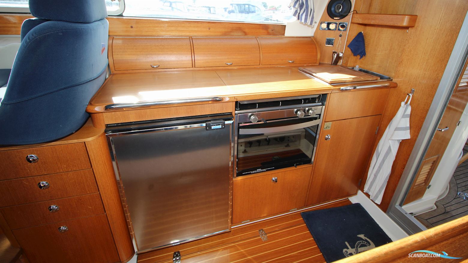 Nimbus 380 Carisma