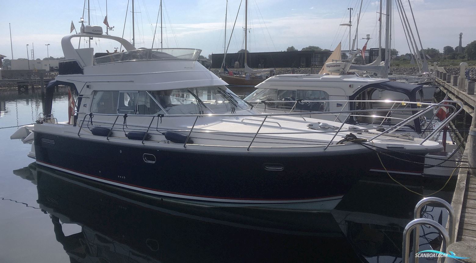 Nimbus 380 Carisma Motorboat 2005, with Volvo-Penta engine, Denmark