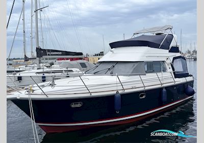 Nimbus 380 Carisma Motorboat 2004, with Volvo-Penta engine, Germany