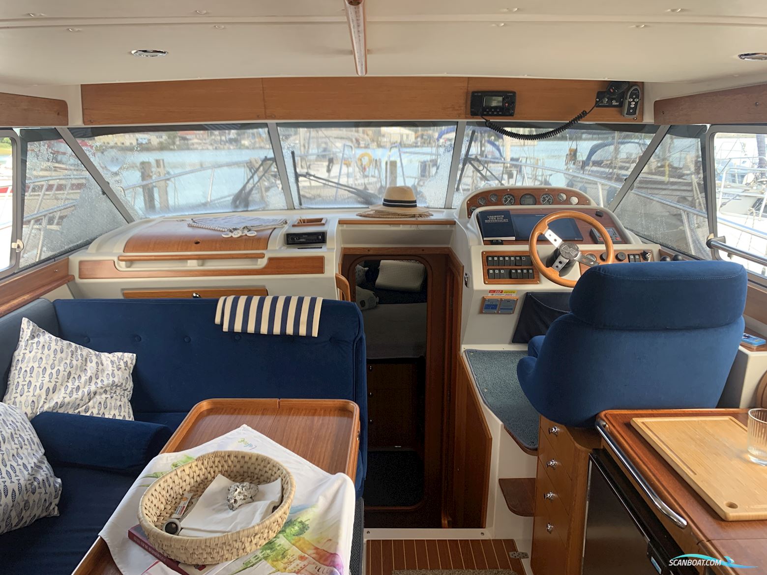 Nimbus 380 Carisma
