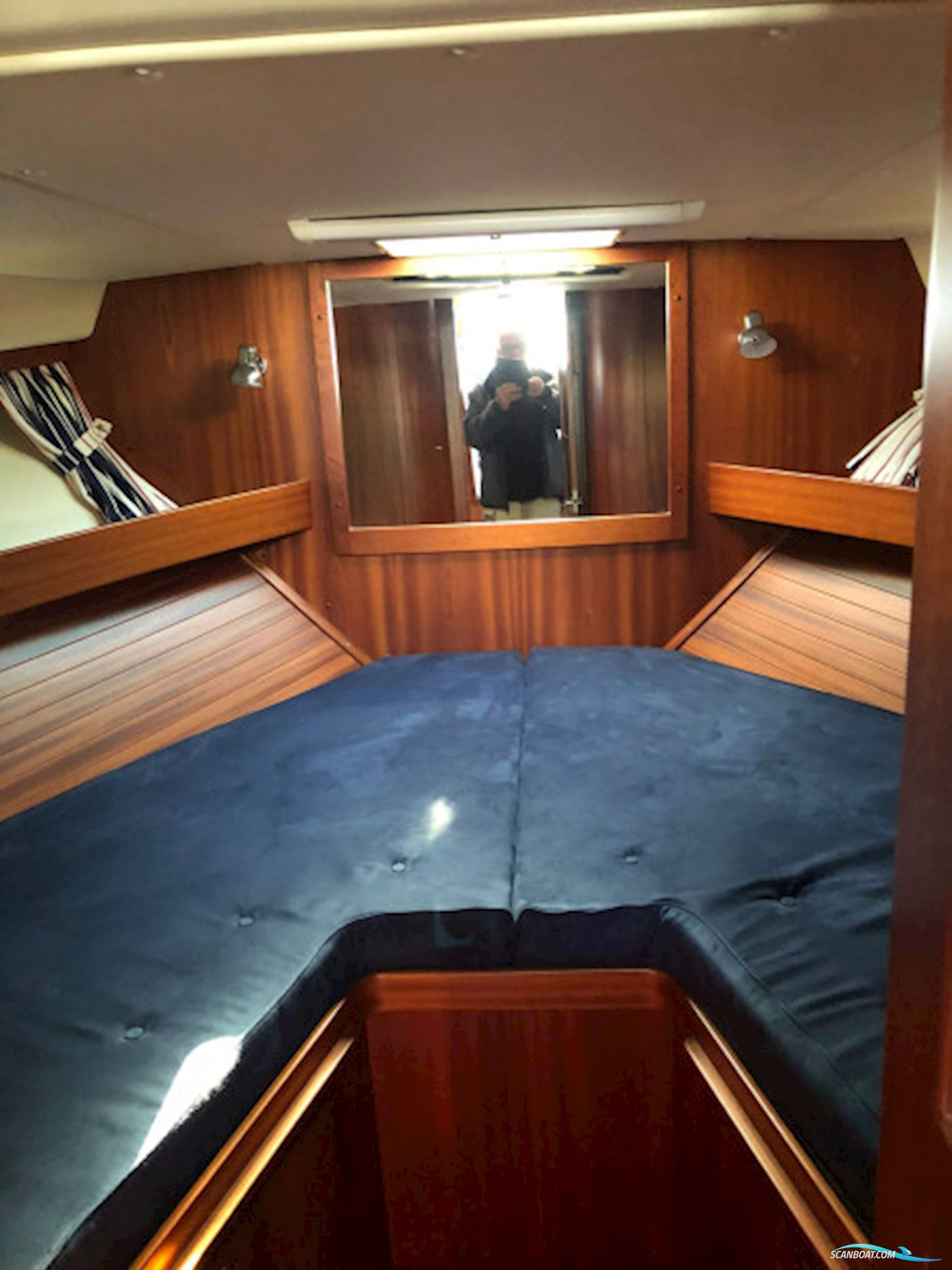 Nimbus 380 Commander