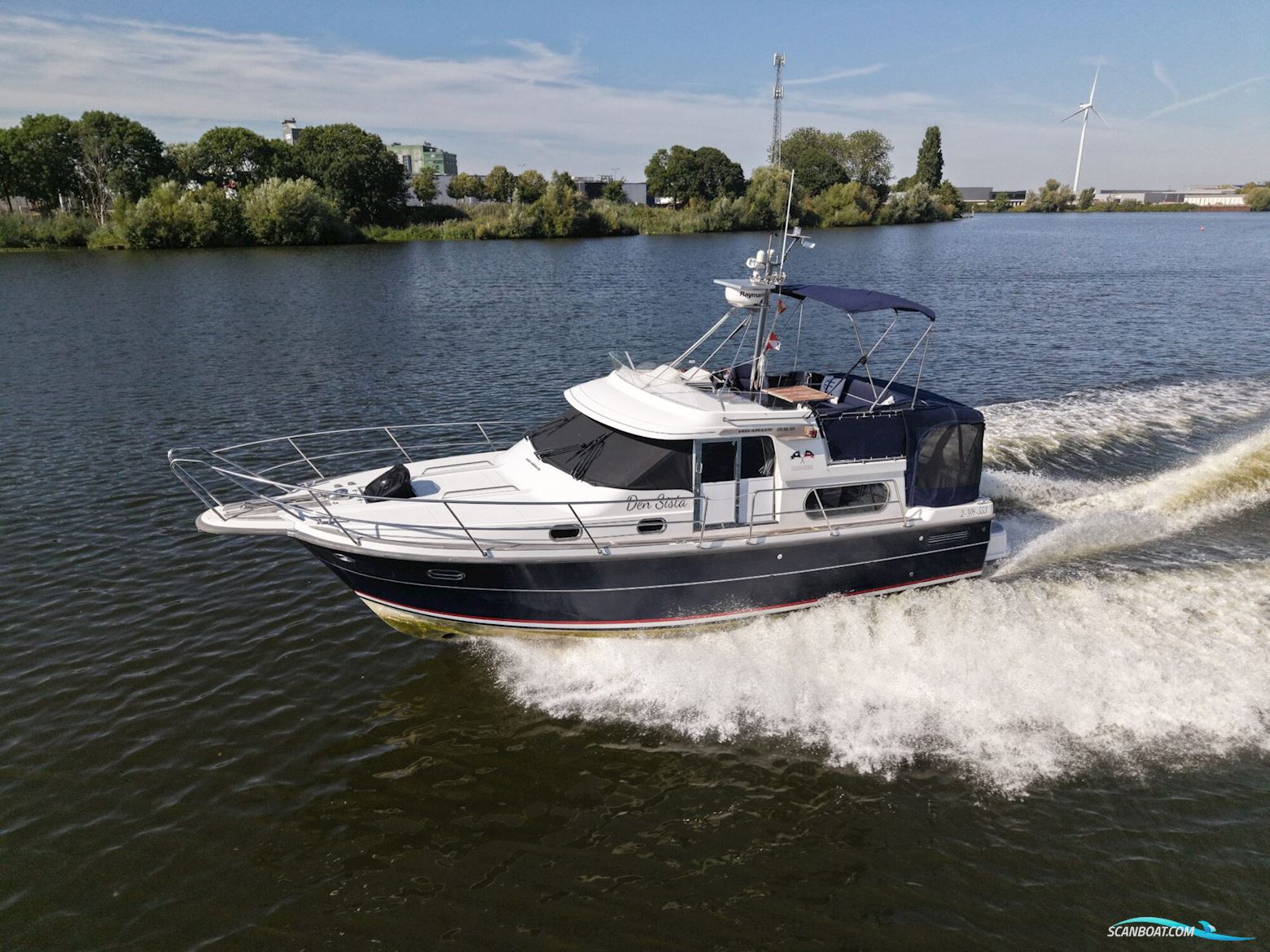 Nimbus 380 Commander