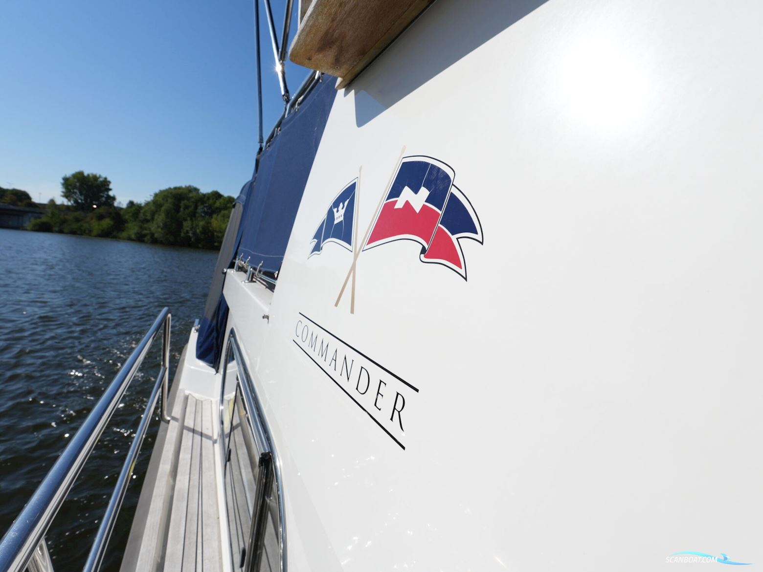 Nimbus 380 Commander