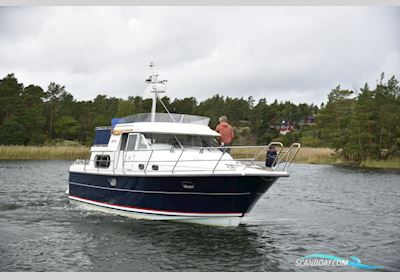 Nimbus 380 Commander Motorboat 2006, with Volvo Penta D4-260 engine, Sweden
