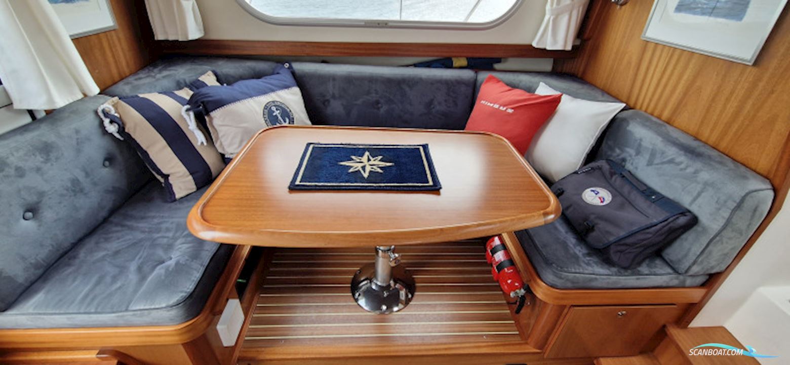 Nimbus 380 Commander