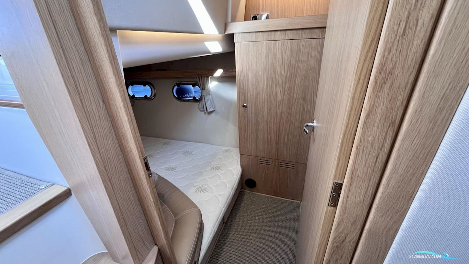 Nimbus 405 Fly